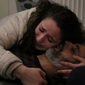 Fotoğraf Kırgın Çiçekler