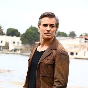 Fotoğraf Seni Kimler Aldı