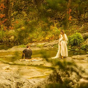 Fotoğraf Savaşın Eşiğinde