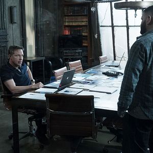 Fotoğraf George Newbern