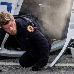 Fotoğraf Luke Mitchell