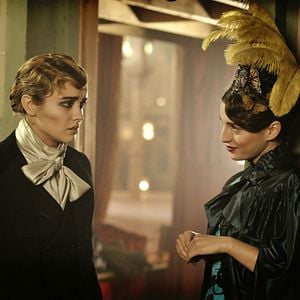 Fotoğraf Olivia Cooke