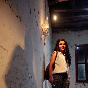 Fotoğraf Cin Ayet-i Aşk