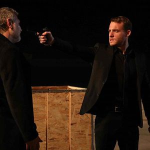 Fotoğraf Bu Şehir Arkandan Gelecek