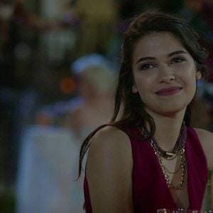 Fotoğraf Kırgın Çiçekler