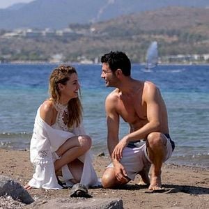 Fotoğraf İki Yalancı