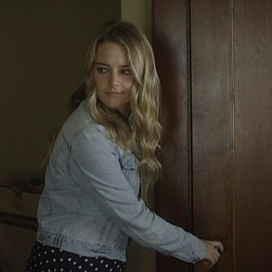 Fotoğraf Hassie Harrison