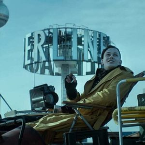 Fotoğraf Sarışın Bomba