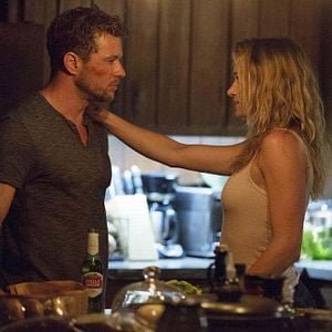 Fotoğraf Shantel VanSanten