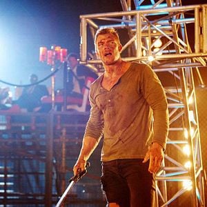 Fotoğraf Alan Ritchson