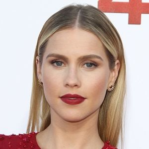 Fotoğraf Claire Holt