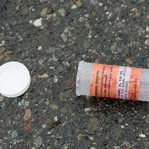 Fotoğraf Dirk Gently’s Holistic Detective Agency