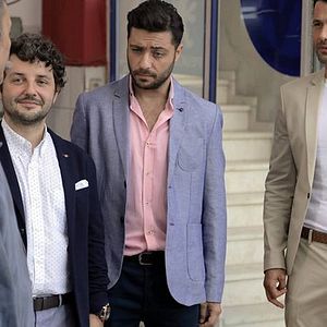 Fotoğraf İki Yalancı