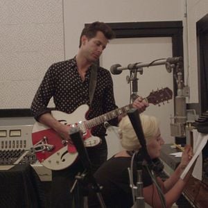 Fotoğraf Gaga: Five Foot Two