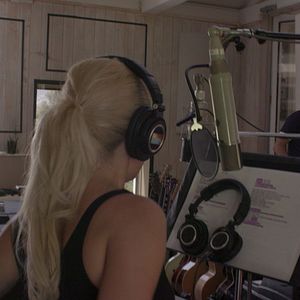 Fotoğraf Gaga: Five Foot Two