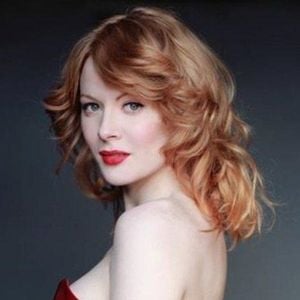 Fotoğraf Emily Beecham