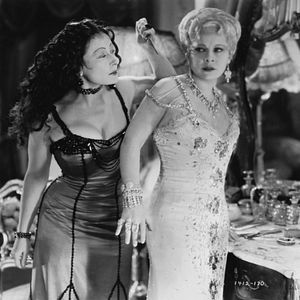 Fotoğraf She Done Him Wrong