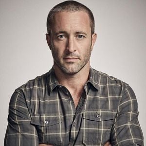 Fotoğraf Alex O'Loughlin