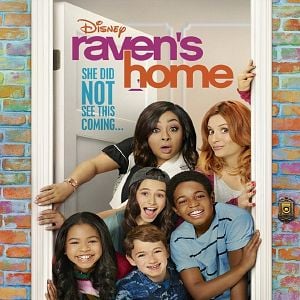 Fotoğraf Raven’s Home