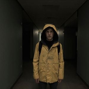 Fotoğraf Louis Hofmann