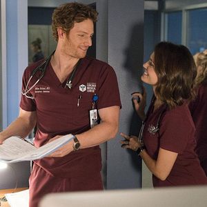 Fotoğraf Chicago Med