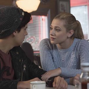 Fotoğraf Cole Sprouse