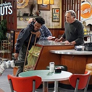 Fotoğraf Superior Donuts
