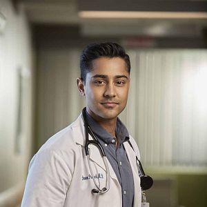 Fotoğraf The Resident