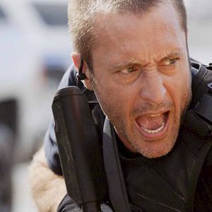 Fotoğraf Alex O'Loughlin