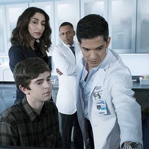 Fotoğraf Freddie Highmore