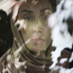 Fotoğraf Bedoune Tarikh, Bedoune Emza