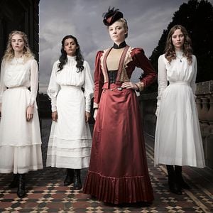 Fotoğraf Picnic at Hanging Rock