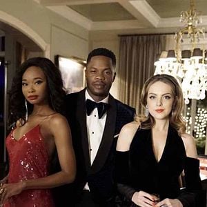 Fotoğraf Elizabeth Gillies