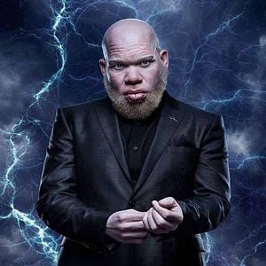 Fotoğraf Black Lightning