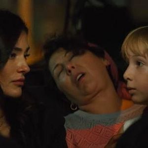 Fotoğraf Ailecek Şaşkınız