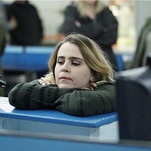 Fotoğraf Mae Whitman