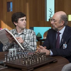 Fotoğraf Freddie Highmore