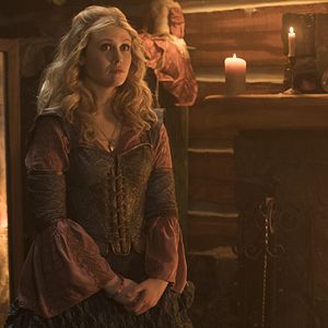 Fotoğraf Rose Reynolds