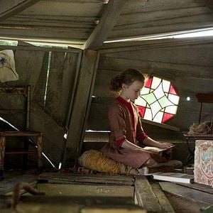 Fotoğraf Çarpık Evdeki Cesetler