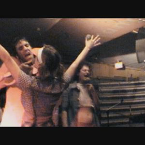 Fotoğraf Shut Up And Play The Piano