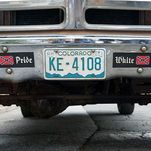 Fotoğraf Karanlıkla Karşı Karşıya