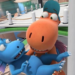 Fotoğraf Sevimli Ejderha Kokonat: Ormanda Şenlik