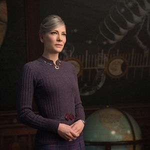 Fotoğraf Eski Evdeki Büyülü Saat