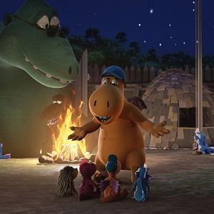 Fotoğraf Sevimli Ejderha Kokonat: Ormanda Şenlik