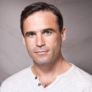 Fotoğraf Dara Devaney