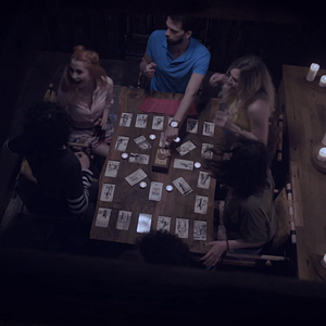 Fotoğraf ...Büyülü Konakta Ruh Çağıran Gençlerin Hazin Hikayesi