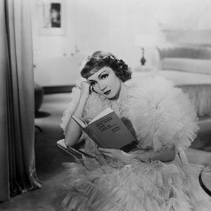Fotoğraf Claudette Colbert