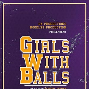 Fotoğraf Girls With Balls