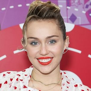 Fotoğraf Miley Cyrus