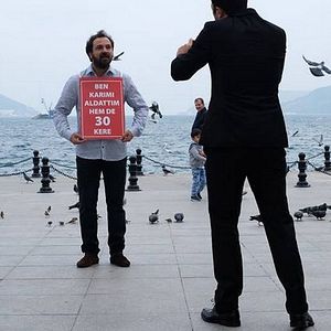 Fotoğraf Koca Koca Yalanlar